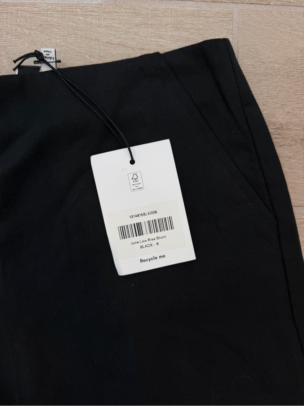 NWT Reformation June Low Rise Shorts - Picture 5 of 6